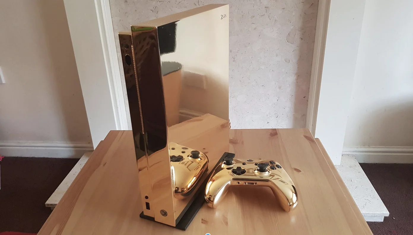 Mange Tørke Blå CV | 24K Gold Xbox One X discovered and sold for over 10.000$