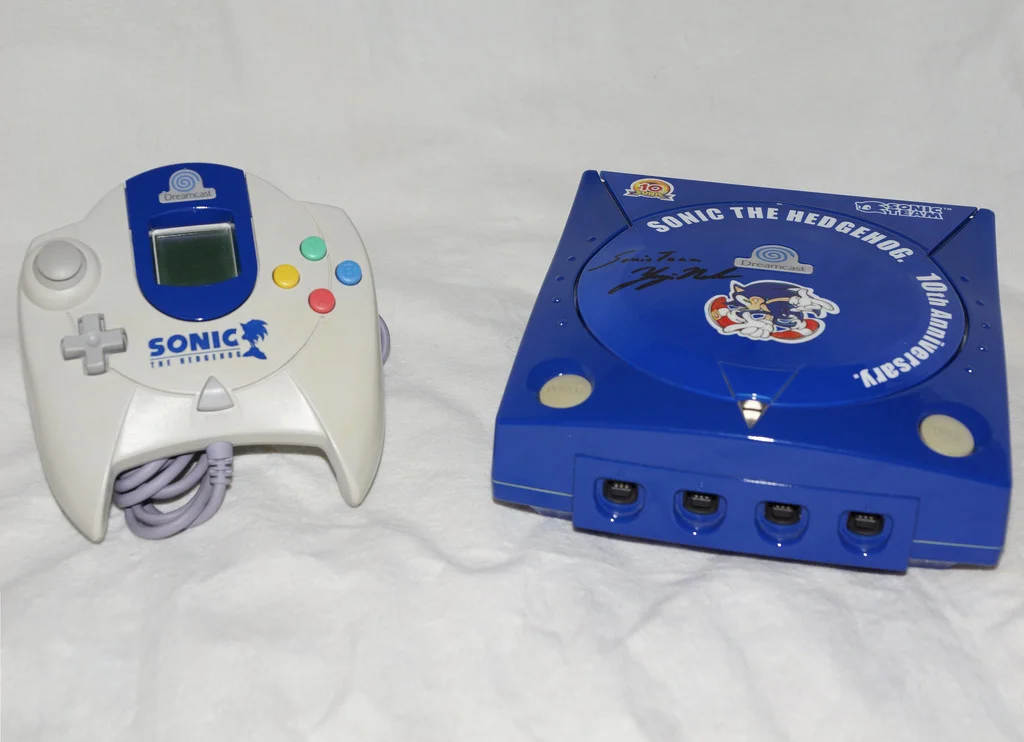 Sonic the Hedgehog 10th Anniversary Dreamcast Limited Edition
