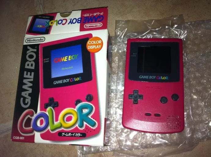 CV | Nintendo Game Boy Color Berry Console [JP]