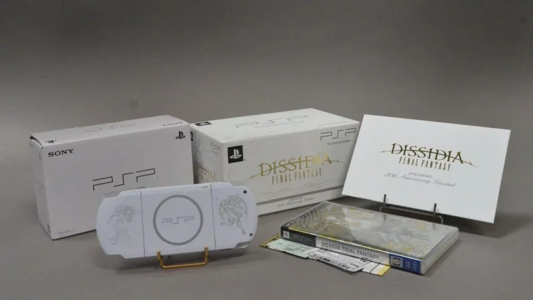 CV | Sony PSP 3000 Final Fantasy Dissidia Console